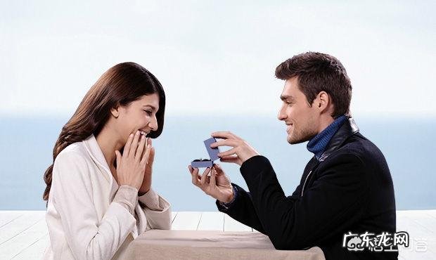 214情人节求婚如何挑选求婚戒指?需要从哪些方面考虑?
