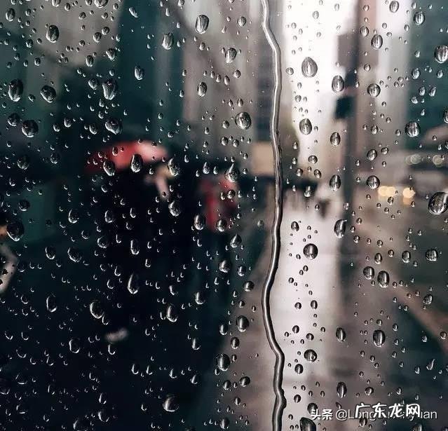 和有钱人在一起玩,自己从未得到过对方帮助,反而花不少钱。有钱人是什么心态?