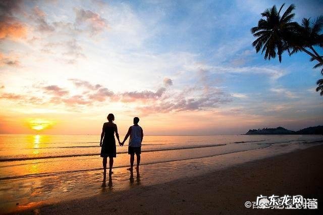 夏天你会选择去海边玩吗?最好带什么去才好?