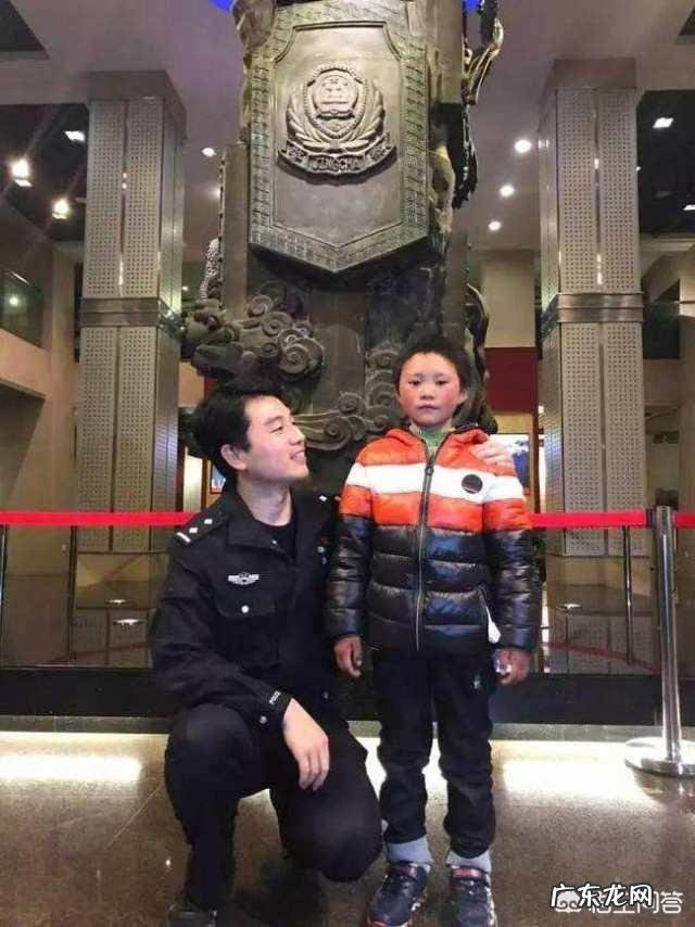 冰花男孩上北京,是帮助还是捧杀?