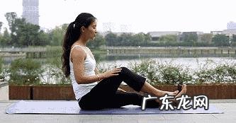 瑜伽初学者如何一个人在家更好的练习瑜伽？