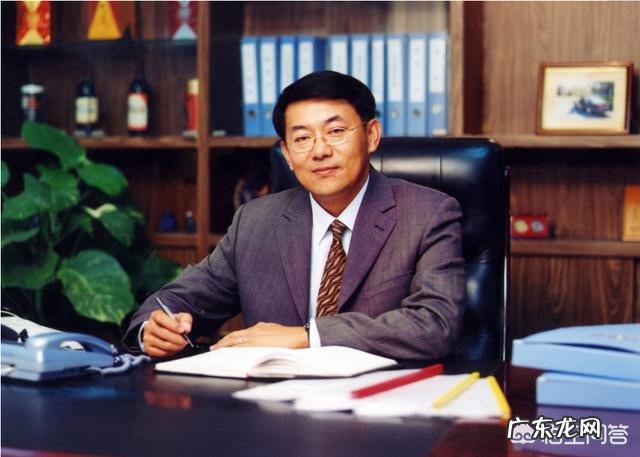 上海年薪50万的人多吗？都多大年纪，做什么工作？