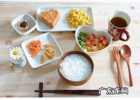 如何用最简单的材料、最简单的做法做一顿让自己、让家人心情愉悦的早饭?