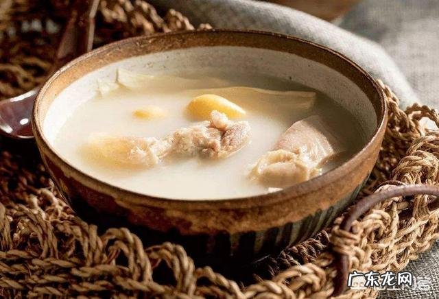 猪肚炖什么养胃？