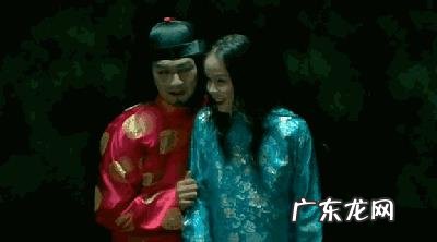 你小时候看过最恐怖的电影叫什么名字？就是看了以后钻被窝里蒙住头出了一身汗？