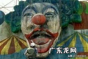 你小时候看过最恐怖的电影叫什么名字?就是看了以后钻被窝里蒙住头出了一身汗?