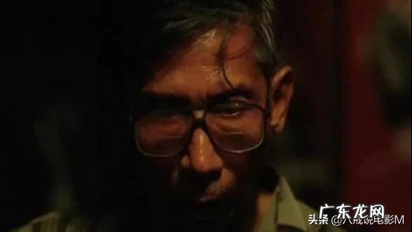 你小时候看过最恐怖的电影叫什么名字？就是看了以后钻被窝里蒙住头出了一身汗？