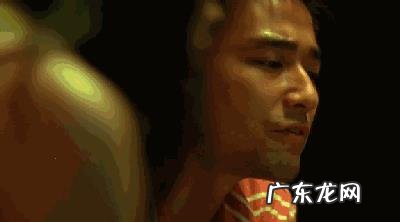 你小时候看过最恐怖的电影叫什么名字?就是看了以后钻被窝里蒙住头出了一身汗?