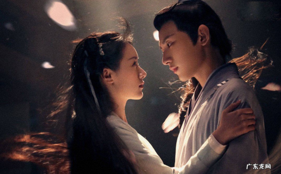 琉璃里的璇玑什么时候摘下司凤面具