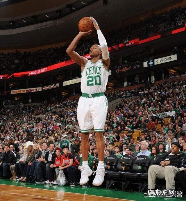 NBA历史上三分王是谁?你如何评价他?