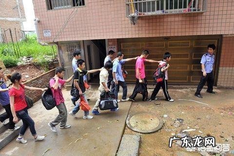 做了一年才发现自己被骗,做的是传销,亏了二十万,现在怎么办?