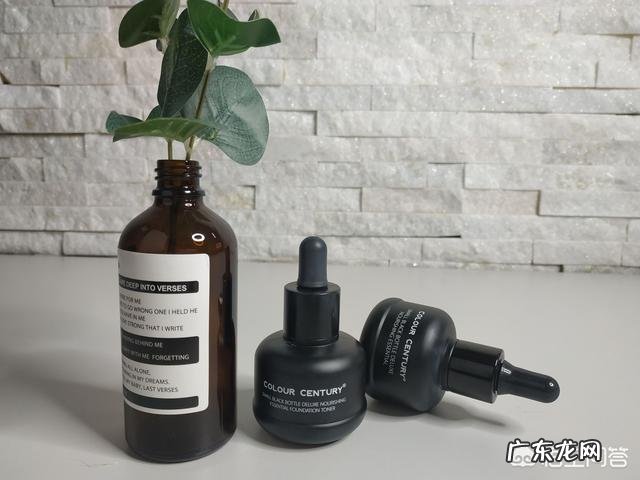 #最强美妆#有哪些持妆度超赞的粉底液可以推荐?