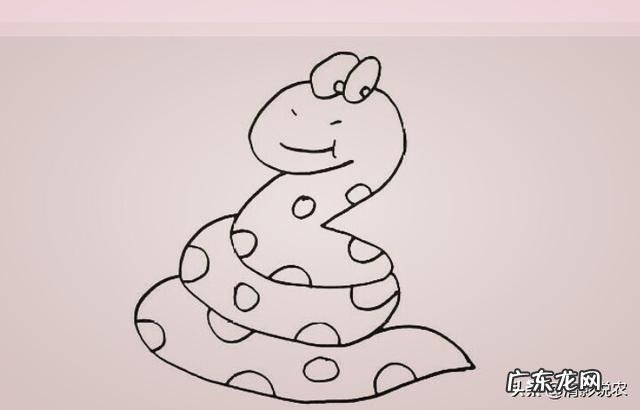 在农村里,为什么有些人家里经常有蛇出现,是什么原因?