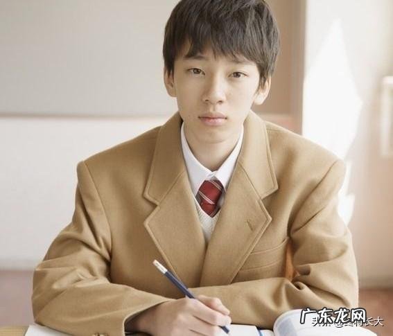 孩子在叛逆期不听话,还说谎怎么教育?