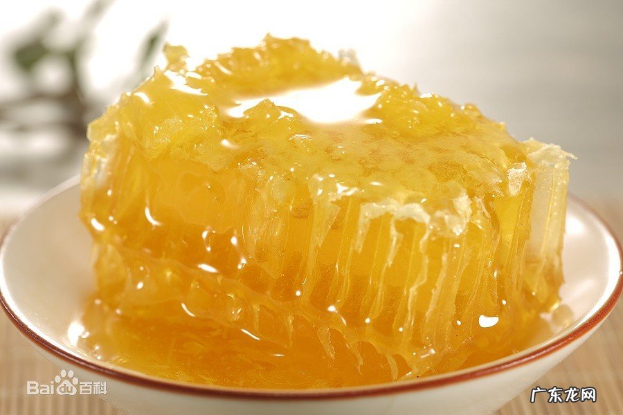 三类人群不宜吃蜂蜜