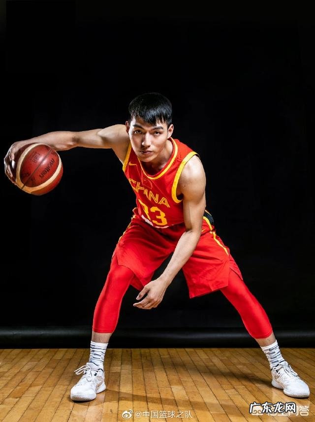 8月6日中国男篮官方宣布吴前、陈林坚、胡金秋离队,任骏飞归队,你怎么看?