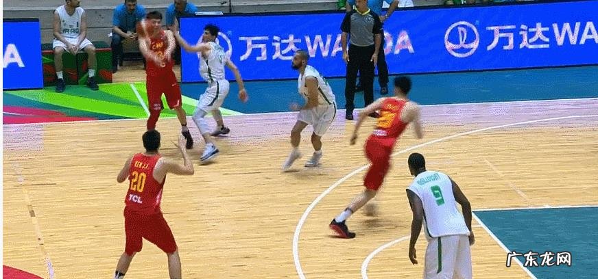 8月6日中国男篮官方宣布吴前、陈林坚、胡金秋离队,任骏飞归队,你怎么看?