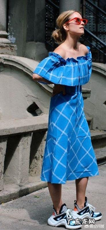 夏天怎么挑连衣裙可以让自己在人群中更出彩？