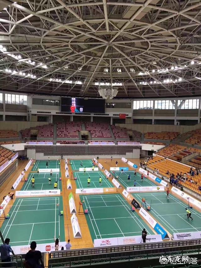 如何提高羽毛球技术呢？