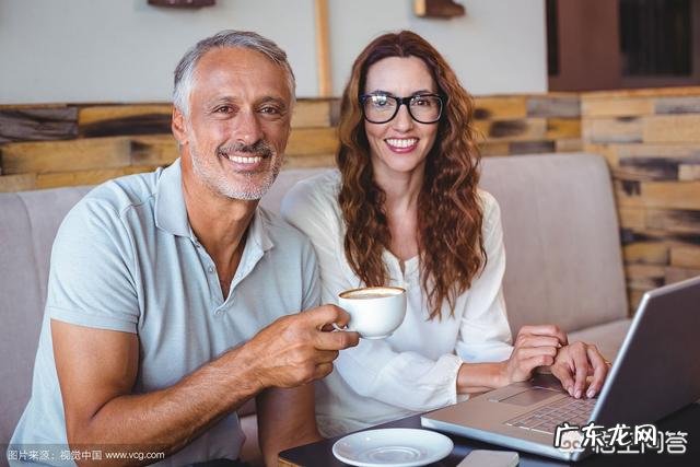 当今社会,男女婚配年龄越来越大,对此怎么看?