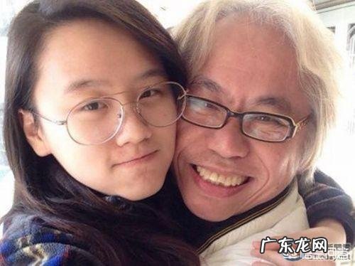 当今社会,男女婚配年龄越来越大,对此怎么看?