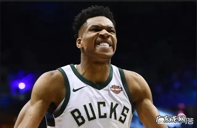 本赛季哈登有多大几率同时获得得分王、常规赛MVP和季后赛MVP？