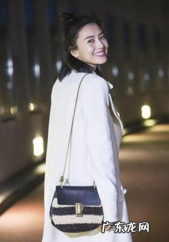 #年底扫货#冬季刮大风,头发总是乱糟糟,有哪些适合冬季的发型?