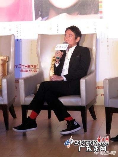 春节过去了，如果你是本历年，你会穿红袜子吗？