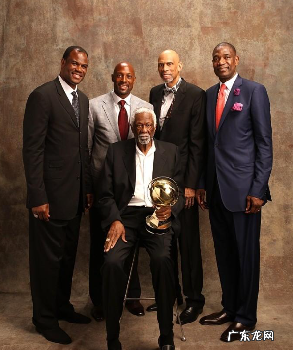 拉塞尔5次荣膺MVP!为什么只有3次入选最佳一阵?