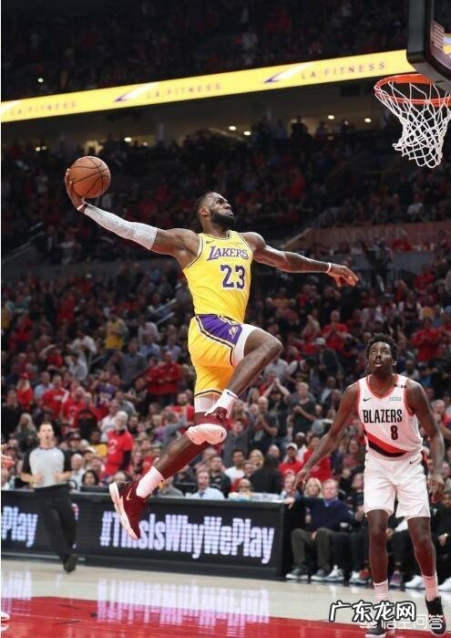 湖人VS勇士的圣诞大战,为什么会被称为史上最贵的圣诞大战?