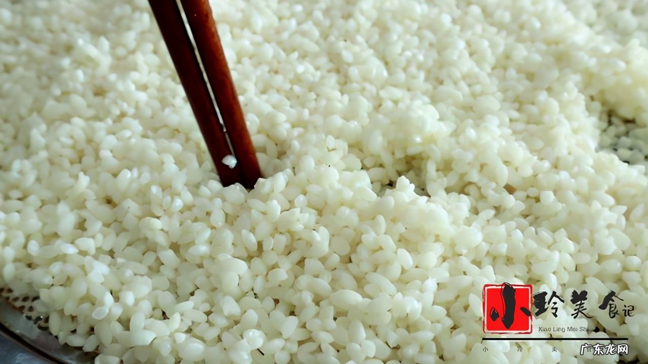 糯米饭团这样做软糯入味口感鲜香营养丰富吃一次就念念不忘 糯米饭团的做法大全