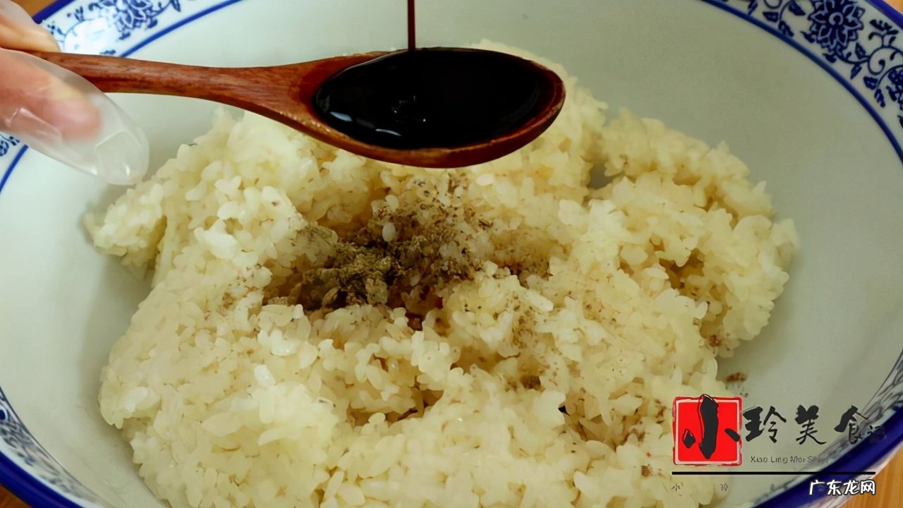 糯米饭团这样做软糯入味口感鲜香营养丰富吃一次就念念不忘 糯米饭团的做法大全