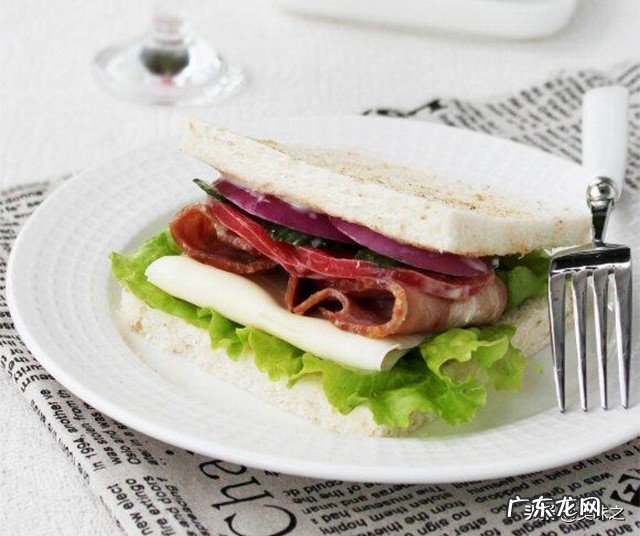 款简单时尚的西式早餐营养又美味唤醒你一整天的活力 西式早餐食谱大全及做法大全