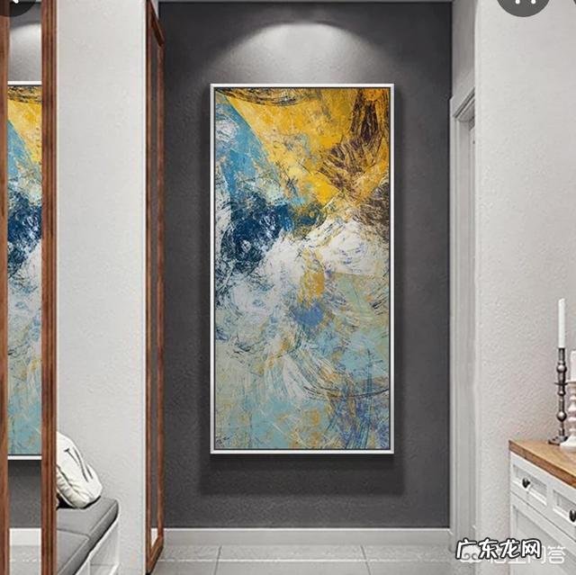 玄关装饰画挂什么最好?