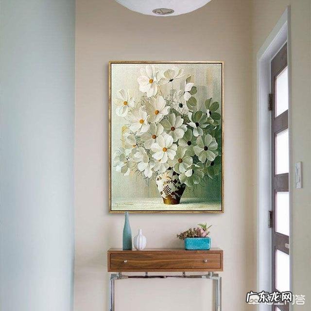 玄关装饰画挂什么最好?