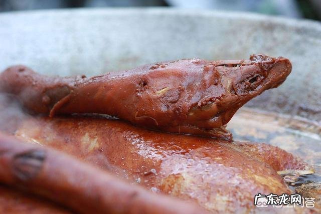 粤菜中的三大菜系广府菜、潮州菜和客家菜之间有哪些区别?