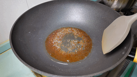 红烧肉怎么做才好吃正宗家常做法肥而不腻颜色红润有食欲 红烧肉的家常做法步骤