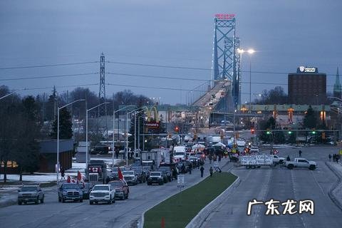 加拿大开卡车的经历 加拿大卡车司机要求