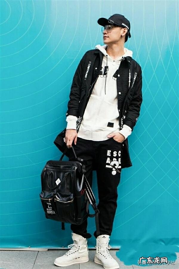 白卫衣配什么裤子?