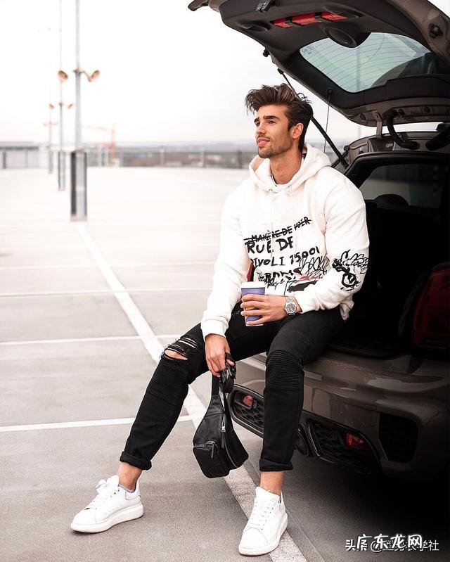 白卫衣配什么裤子?