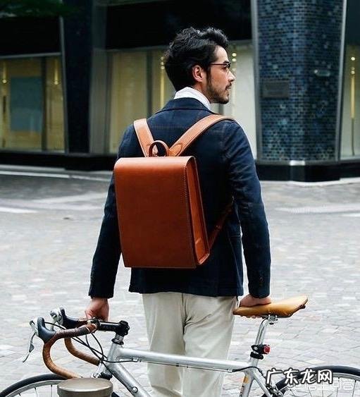 成功男士喜欢用什么包?