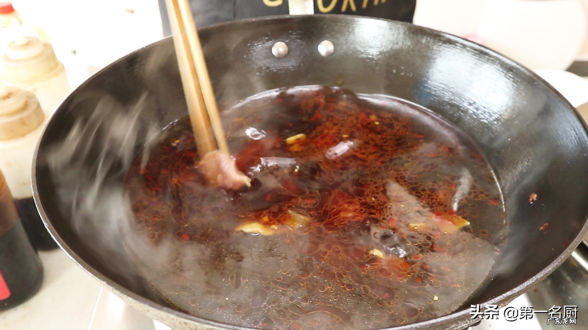 水煮肉片怎样做才好吃大厨详细讲解小技巧不等看完就饿了 水煮肉片的家常做法步骤