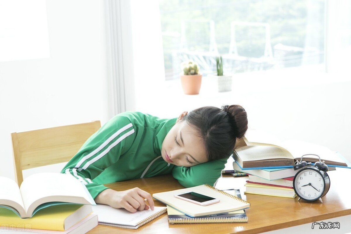 让真情自然流露(学生作文) 让真情自然流露作文激动