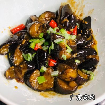 一分钟教会你红烧茄子这样做隔壁小孩都馋哭了 红烧茄子最简单的做法步骤