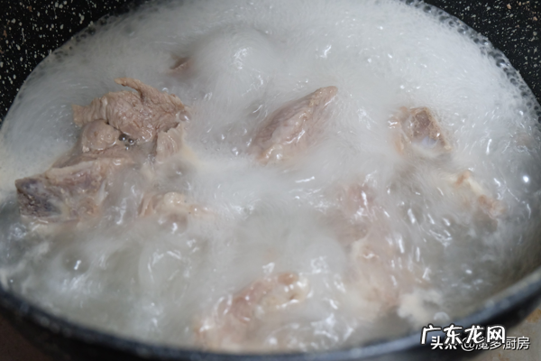 糖醋排骨这样做酸甜适口清爽不油腻香得让人流口水 糖醋排骨的做法步骤图