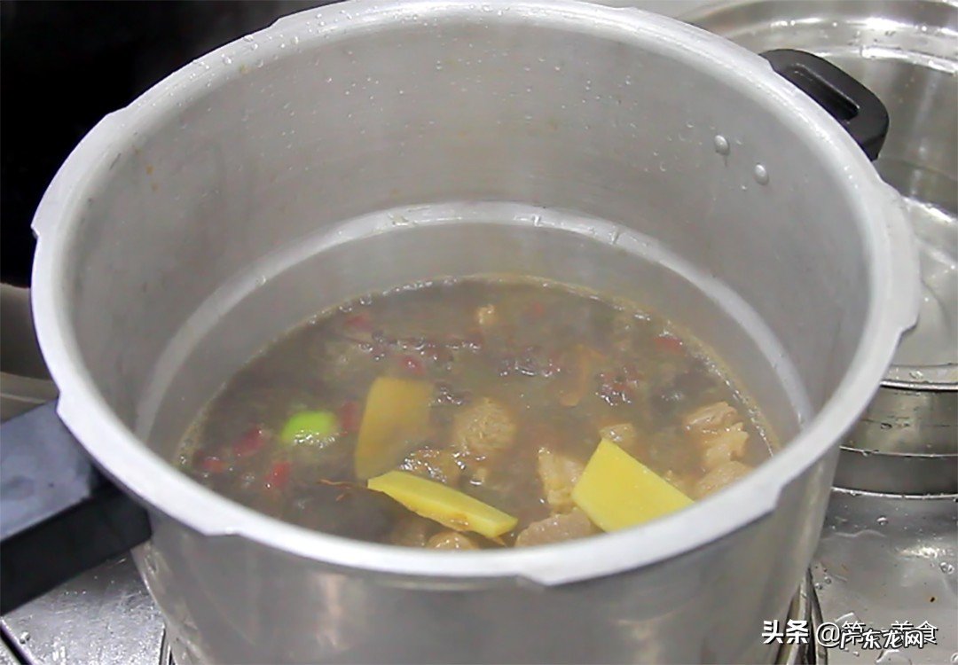 土豆的种做法让你轻松掌握家常菜简单易学在家也能当大厨 土豆的做法大全家常简单