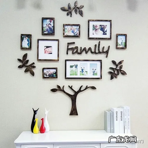 装修 风水上家里客厅能挂全家福吗