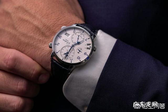 打算送老爸一块手表做礼物,合适吗?