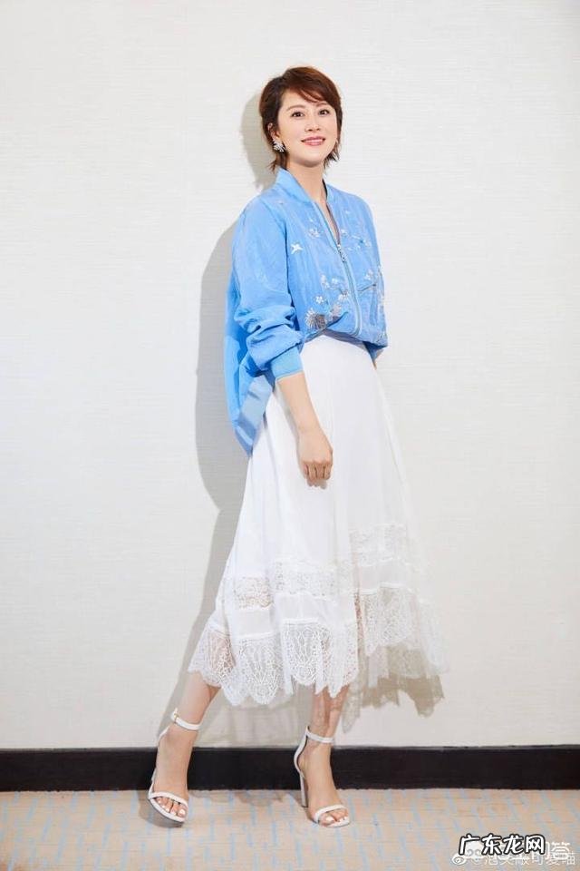 喜欢穿蓝色衣服,要怎么搭配?