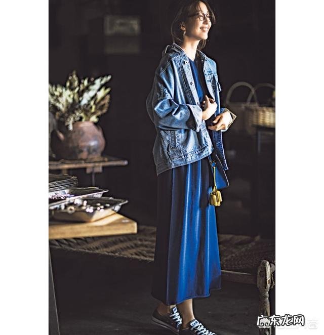 喜欢穿蓝色衣服，要怎么搭配？